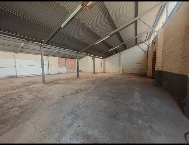 820M² WAREHOUSE FOR SALE IN BOOYSENS RESERVE